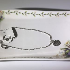 COPY - 18" NECKLACE WITH HEART CHARM ❤️  IN SILVER COLOR CHAIN GREAT QUALITY NE…